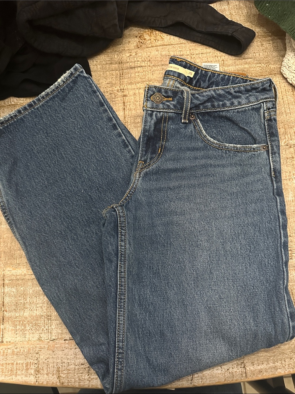 Levi’s low rise loose baggy straight fit